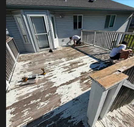 Deck before refinishing